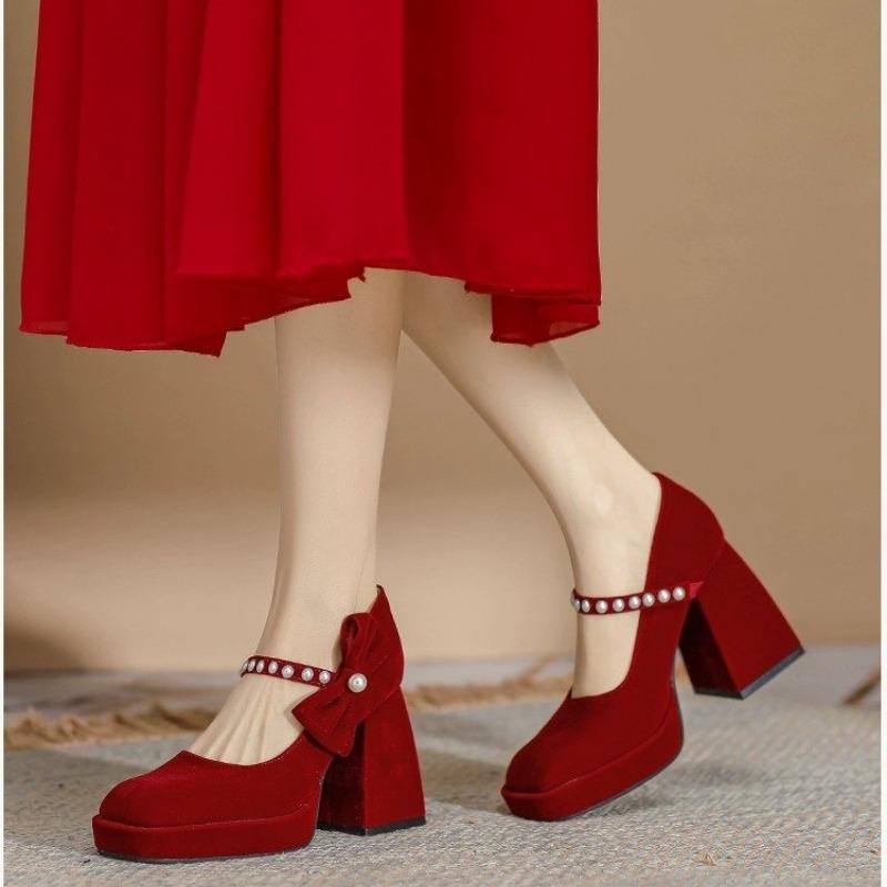 Fashion Korean Fashion Sweet Beaded Women's Pumps 2024 New Elegant Bow Red Wedding Bridal Shoes Comfortable Square Heel Platform Heels