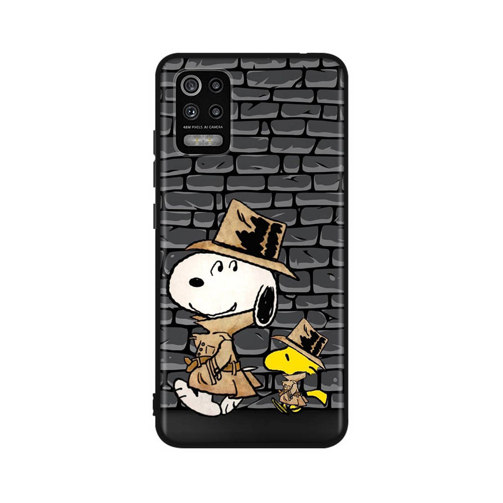 Чехол PT80 Cute Snoopy для iPhone 16 15 Plus 14 13 12 11 Pro 8 7 6S 6 SE 5S X XR XS Max Realme C30 C33 C31 9I Huawei P30 Black Sofe Cover