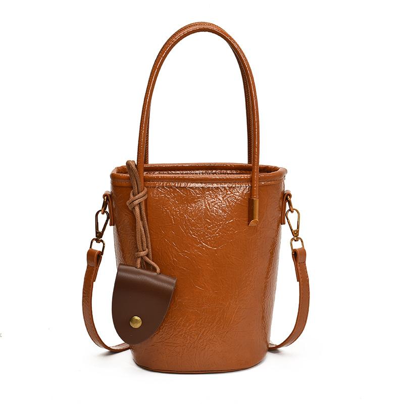 Retro Niche Handbag, Premium Texture Bucket Bag, Women's 2025 New Simple Shoulder Bag, Casual Messenger Bag