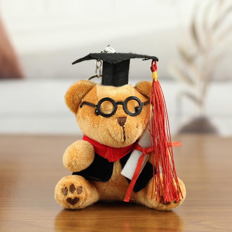 Очаровательный плюшевый мишка-выпускник в очках, из короткого плюша