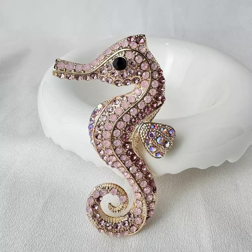 Retro Seahorse Brooch Fashionable And Versatile Temperament Elegant Animal Corsage Women'S High-End Pin Accessories