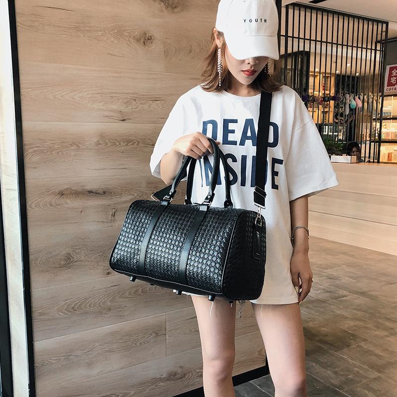 Водонепроницаемая легкая дорожная сумка кроссбоди для мужчин и женщин