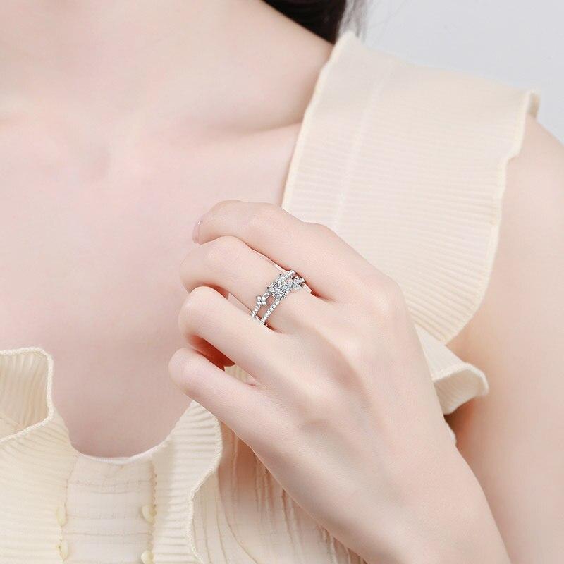 Bague Ringen Четыре когтя D Цвет 1 карат Принцесса огранка Муассанит Кольцо S925 Серебряная пластина Pt950 Платиновые украшения для женщин Свадебные украшения