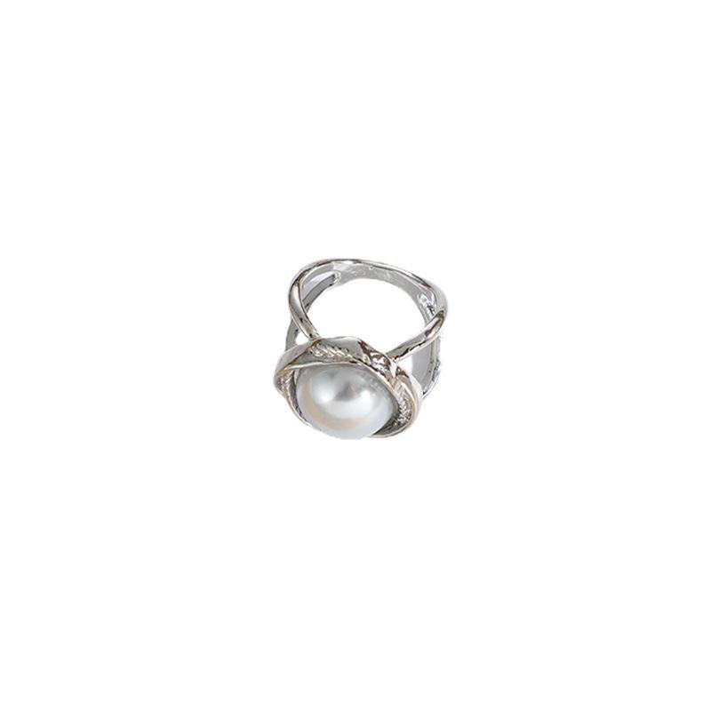 Модная пряжка для шали с крестообразным узором и ажурным жемчугом: Креативный, многофункциональный аксессуар для шарфа и пальто