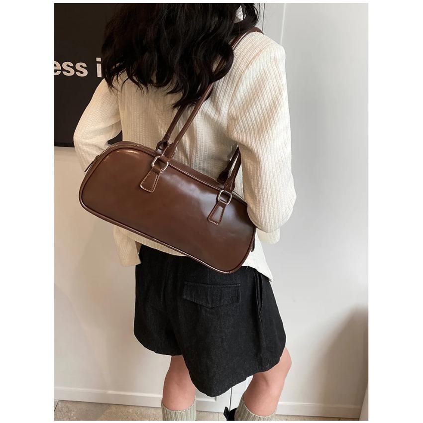 Retro Commuter Shoulder Bag Women's New High Quality Soft Leather Underarm Bags Elegant Red Bride Bag Wedding Handbags