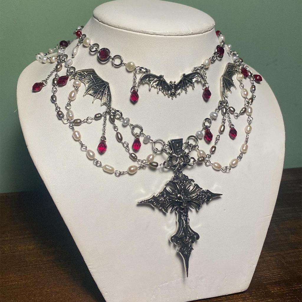 Gothic Style Cross Necklace, Retro Dark Punk Style Ladies Necklace, for Halloween Easter Birthday Gift