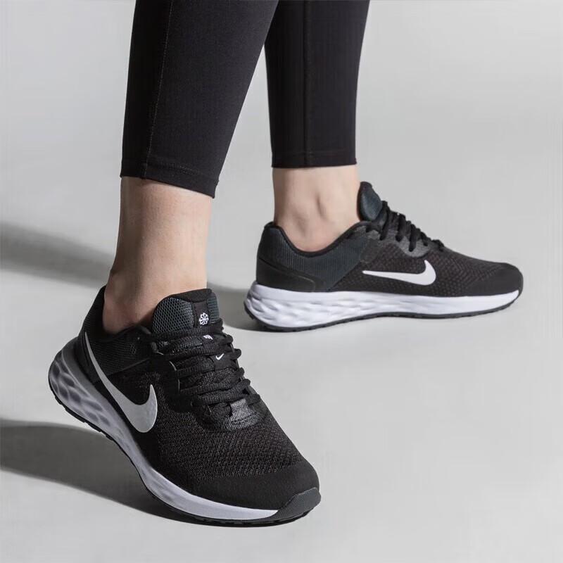 Nike Revolution 6 GS 'Black White'