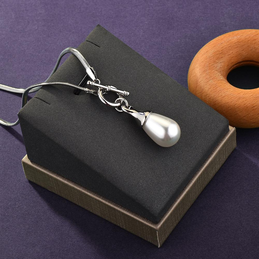 Elegant And Chic Long Water Drop Pearl Necklace For Women Ideal For Layering And Versatile Styling