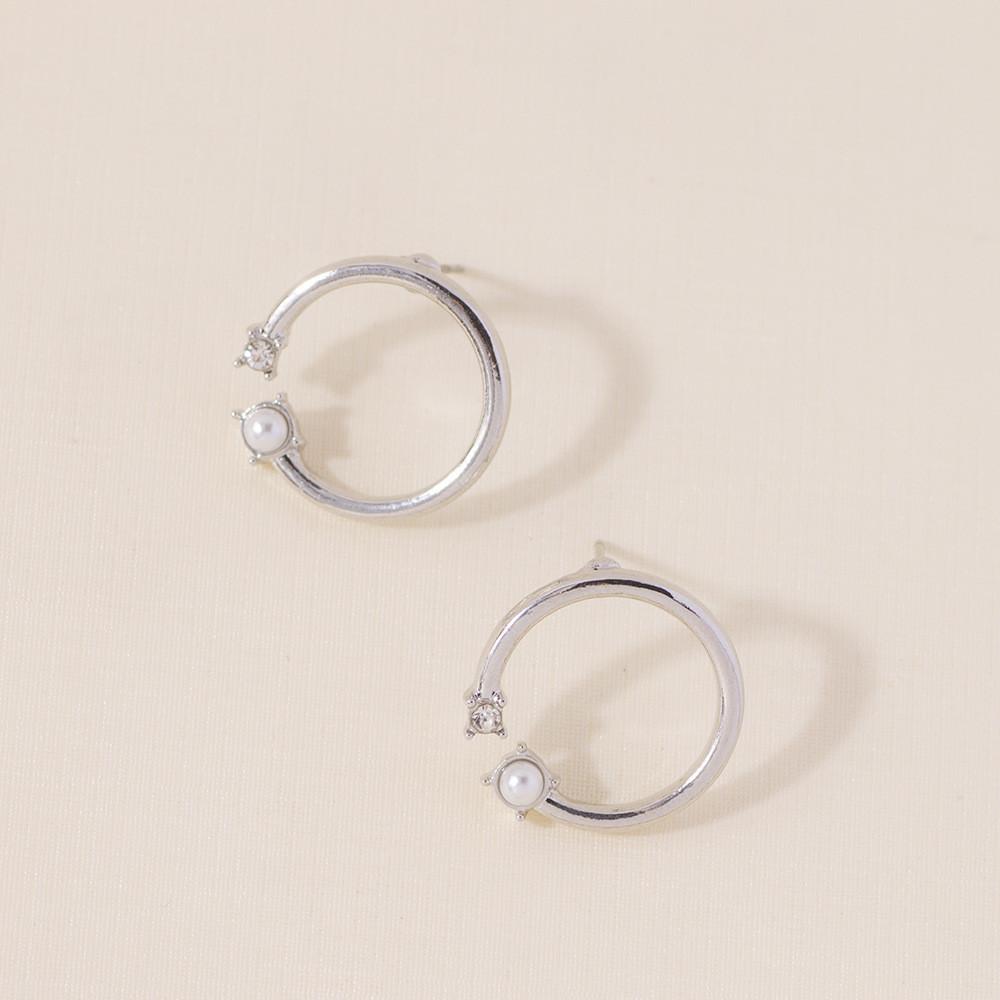 Pearl Round Classy Stud Earrings Alloy Material Trendy Jewelry