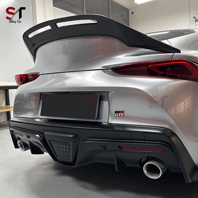 Задний спойлер из углеродного волокна для Toyota SUPRA A90/A91 - Полый диффузор "Бычий демон", хвостовое крыло
