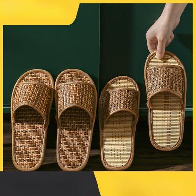 Домашние тапочки: Женские нескользящие домашние тапочки для пары