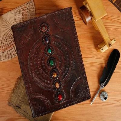 Кожаный ежедневник Seven Chakra Medieval Stone с замком C ежедневник гостевая книга