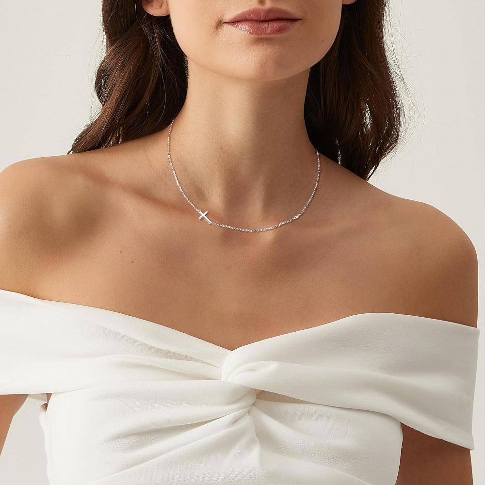 Women's cross necklace, small and delicate cross pendant collarbone chain