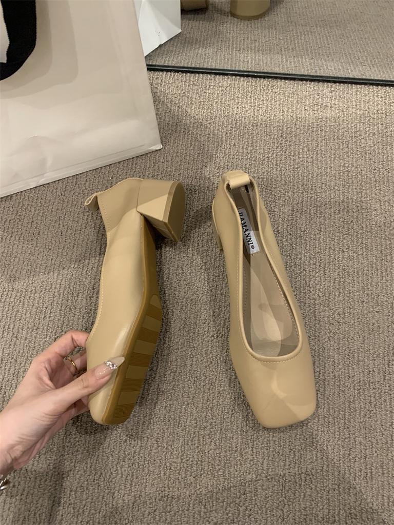 Французские туфли-лодочки женские туфли весна и лето 2025 новая простая повседневная универсальная квадратный носок открытая щиколотка толстый каблук темпераментные женские туфли