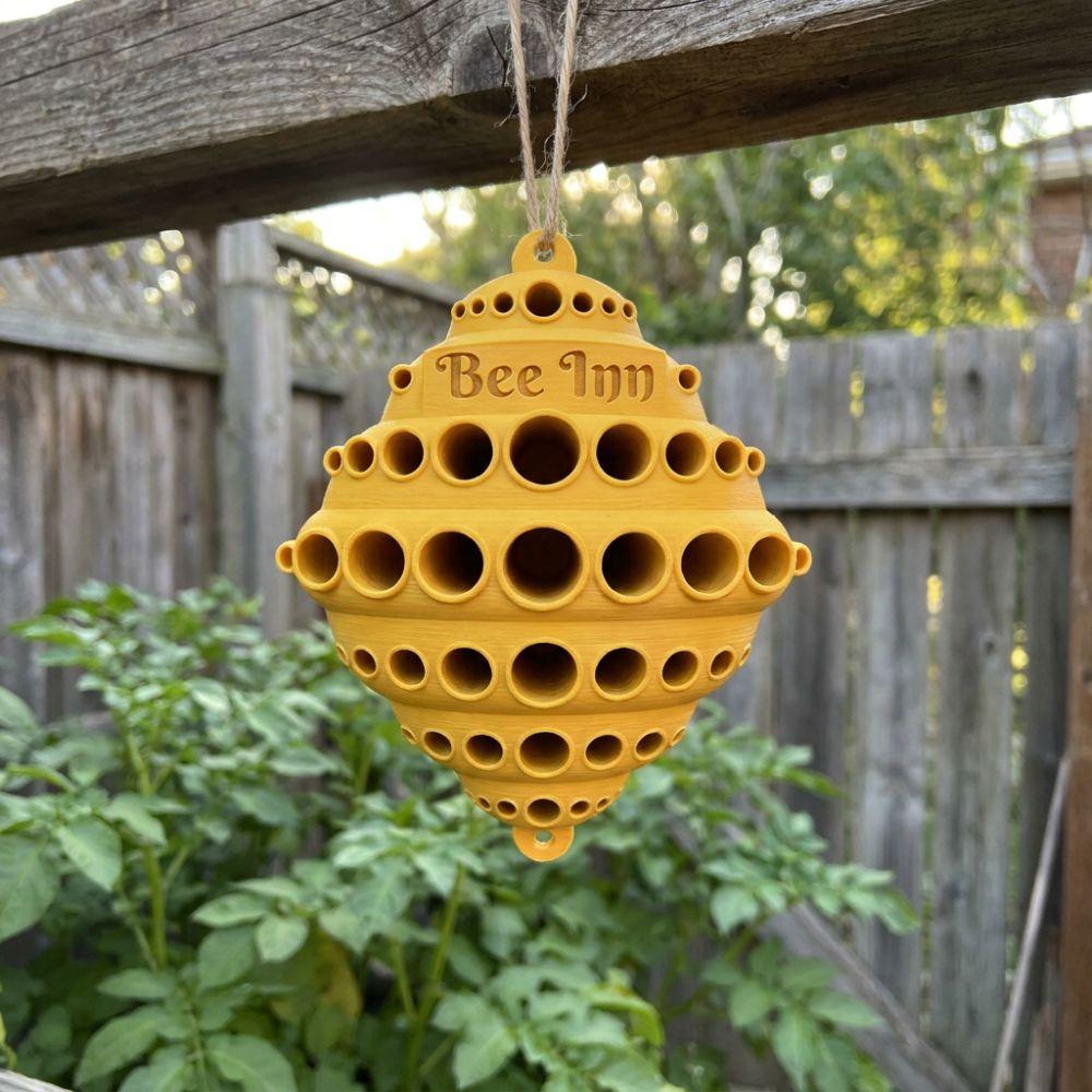 Wall-Mounted Garden Bee Insect House Plastic Bee Habitat House Bee Insect Nest Bee-Friendly