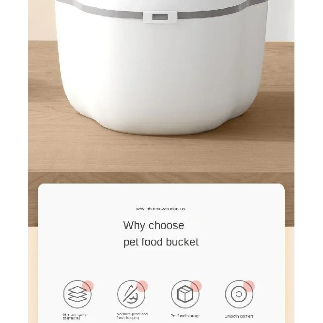 Large Sealed Pet Food Storage Box Moisture Proof Bucket Airtight Container for Cat Dog Dry Feed Household Daily Pet Supplies