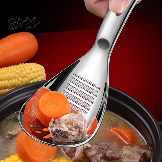 Garlic Ginger Press Tool Stainless Steel Grinding Spoon, Multifunctional Kitchen Gadget, Space Saving Tools Mashing/Egg Separating/Draining Spoon for