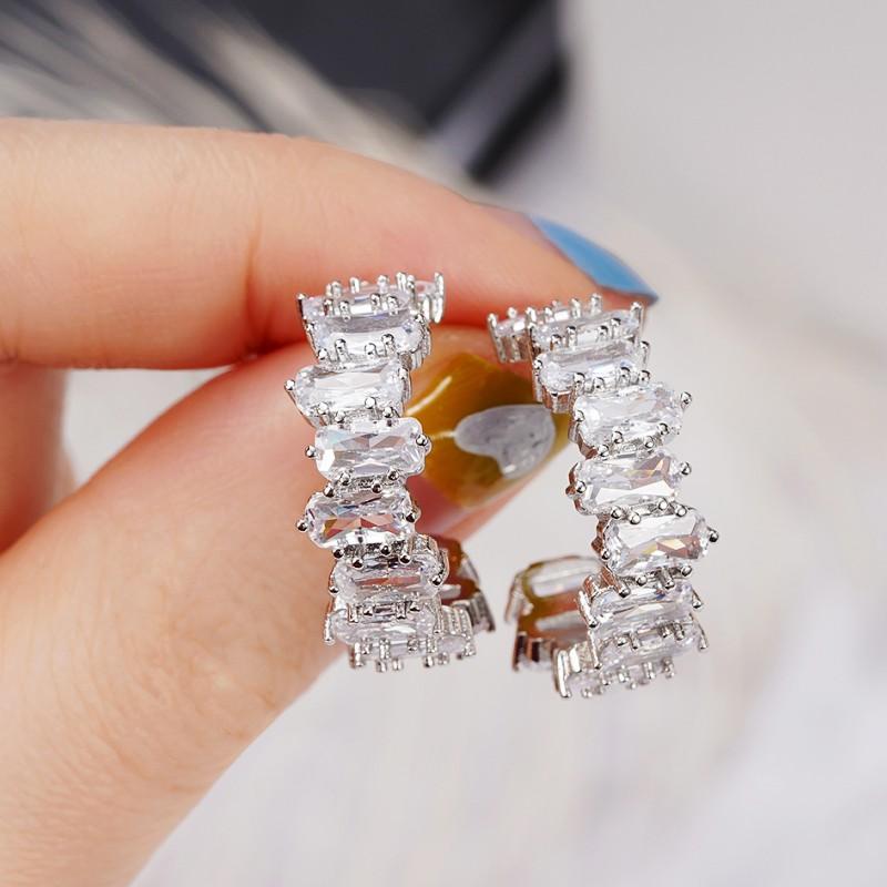 Серьги-кольца Huitan Oval с кубическим цирконием для женщин, новые модные женские серьги современного дизайна, яркие цветные украшения