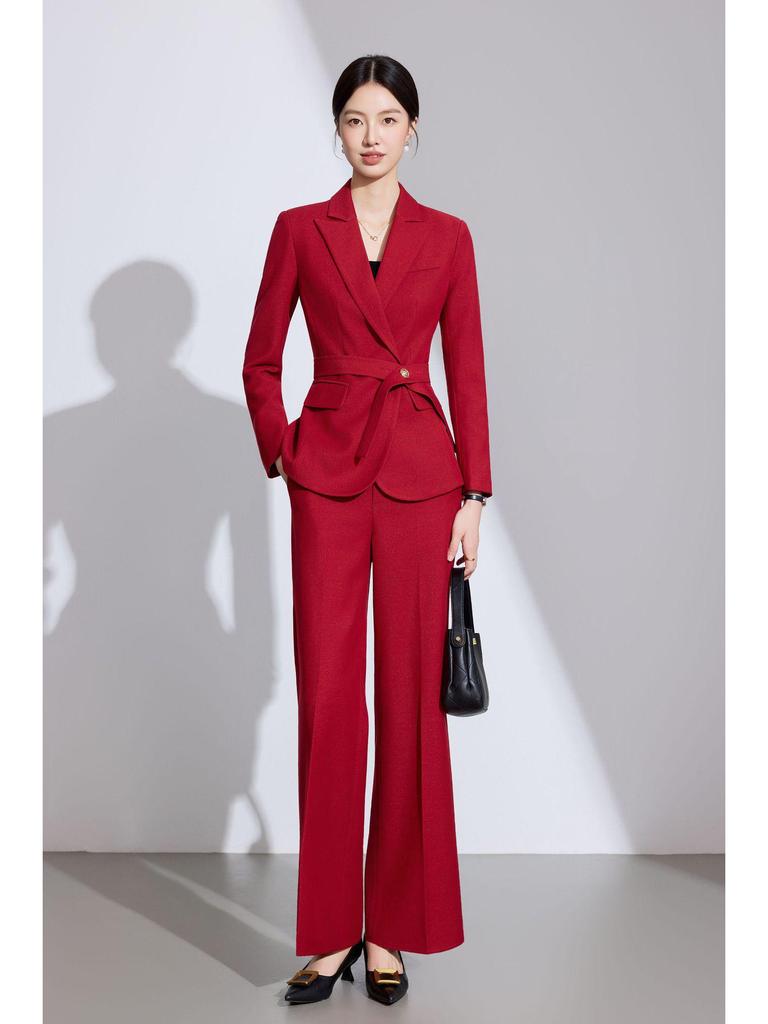 Элегантный женский костюм-блейзер с длинным рукавом: Современный, Роскошный, Стройнящий, Повседневный, Идеальный для Рабочего места или Проведения Мероприятий.