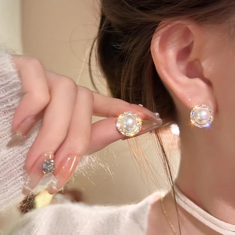 Серьги-пусеты из серебра 925 пробы с цирконом и жемчугом, женские, легкая роскошь, нишевые, высококлассные, в виде бабочек, универсальные, темпераментные