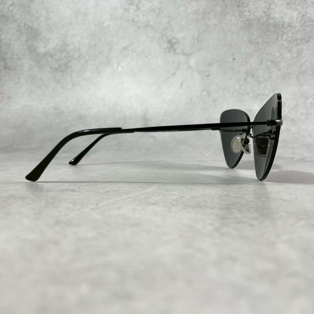 Б/у Balenciaga BALENCIAGA Кошачий глаз 22SS Черный