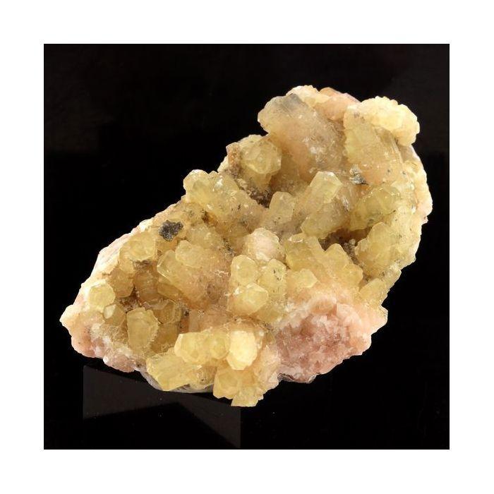 Pierres et Minéraux. Calcite. 157.0 ct. Luzy, Nièvre, France.