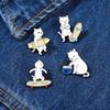 Cartoon White Black Return Board Cat Alloy Brooch Metal Pin Bag Accessory Badge Pines Metálicos for Hats Clothing Bags Sewing