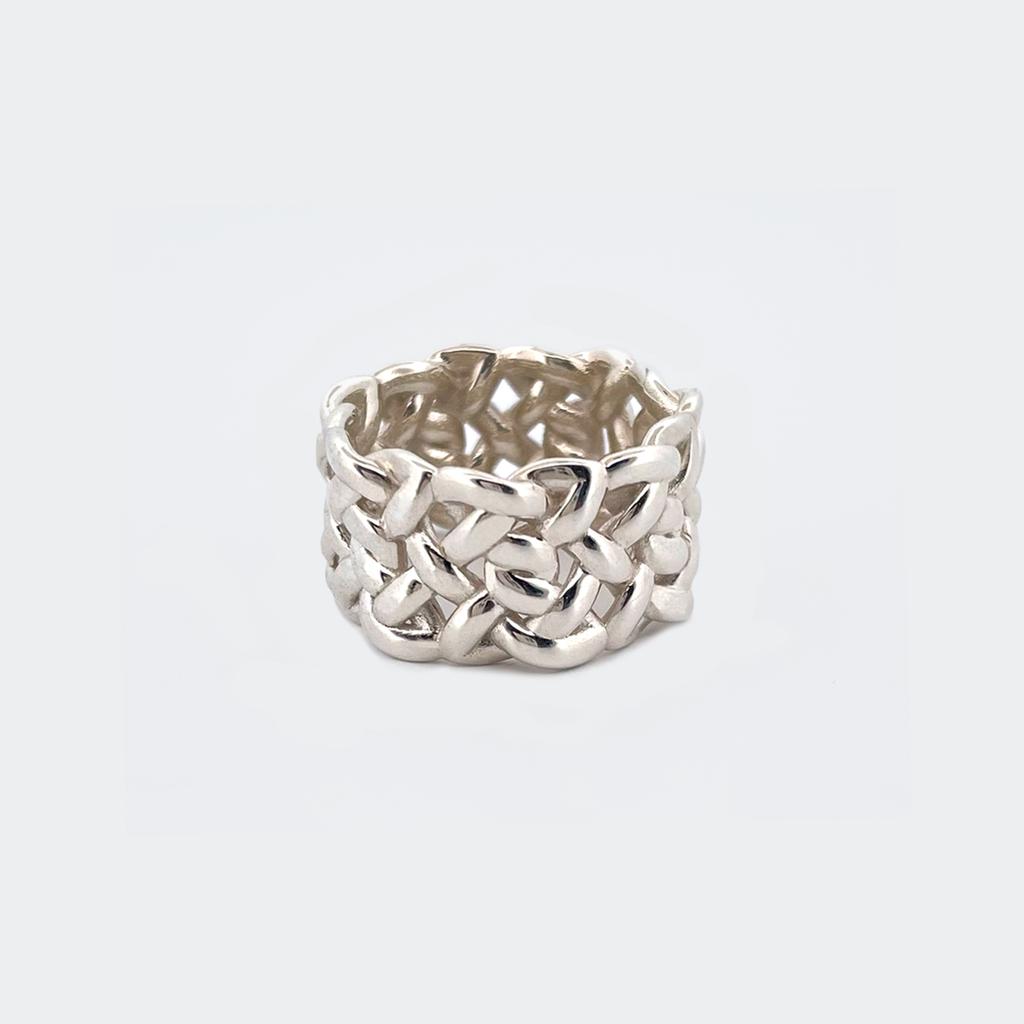 Scudo Twist Square Tube Ring (A Type)