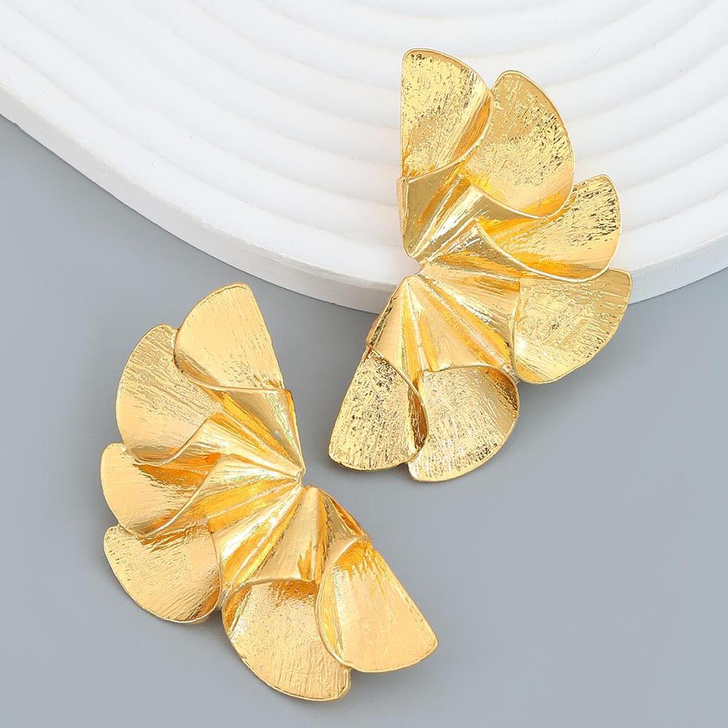 Trendy Metallic Floral Alloy Earrings: European & American Style