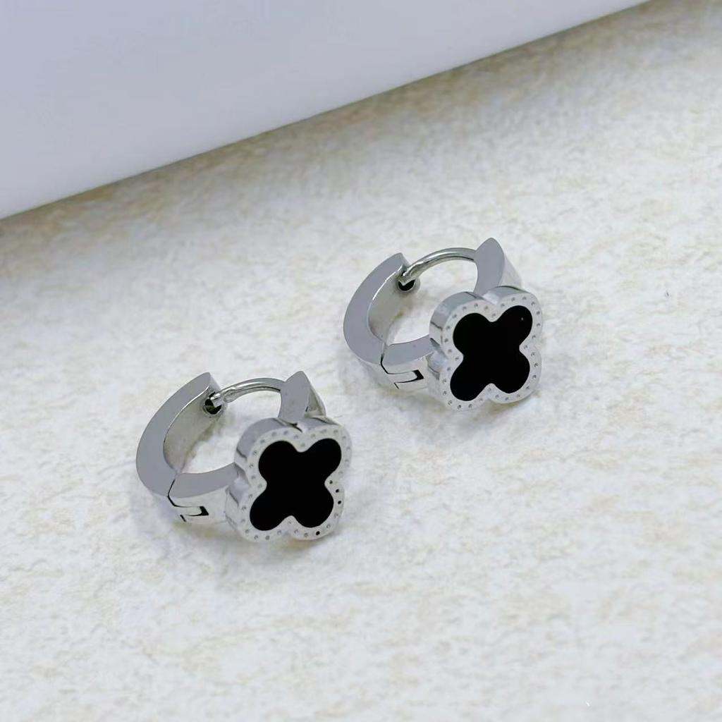 Серьги Advanced Four Leaf Clover с невыцветающими застежками и серьгами из титановой стали