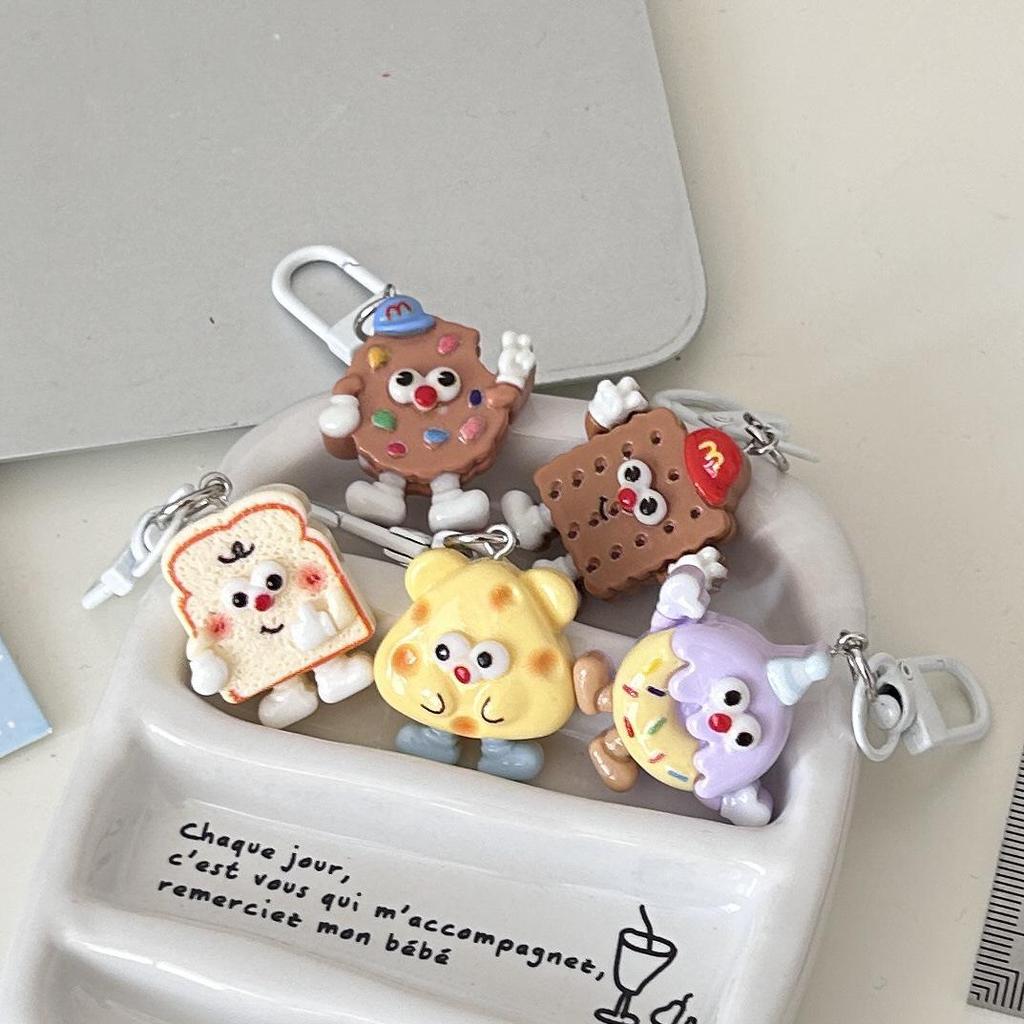 Белый брелок для ключей G72 Button Hands and Feet Cookie Keychain - милый аксессуар в форме сырного печенья
