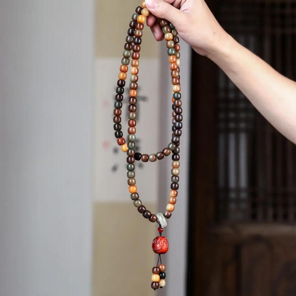 Dunhuang Wen Tian Duobao 108 Bead Bodhi Mala: Green Sandalwood Sachet for Men and Women