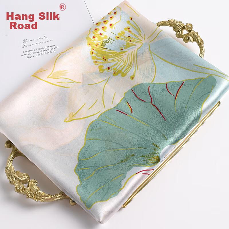 Hangsilu Silk Scarf for Women, Chinese Style Long Scarf, Mulberry Silk Shawl, Birthday And Mother's Day Gift, Holiday Present for Mom And Elders