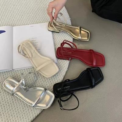 2025 весна и осень новая мода корейская версия повседневные низкий каблук квадратный носок слово с крутые шлепанцы с юбкой пляж море