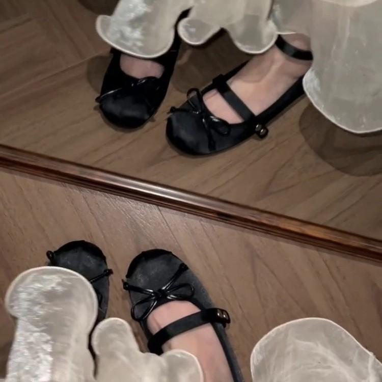 Версия из овчины~ Невидимая внутренняя прибавка высоты 5 см Французские туфли Мэри Джейн 2025 новая модель с маленьким бантиком туфли-лодочки