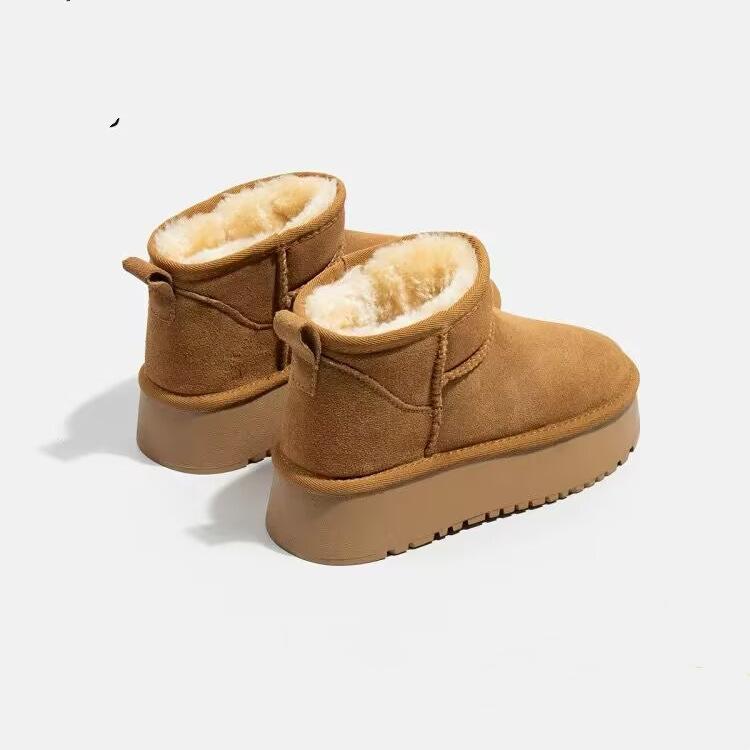 thick-soled non-slip snow boots women's new winter warm bread shoes one pedal piled thickened cotton shoes