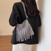Женская сумка через плечо с кисточками Сумка через плечо