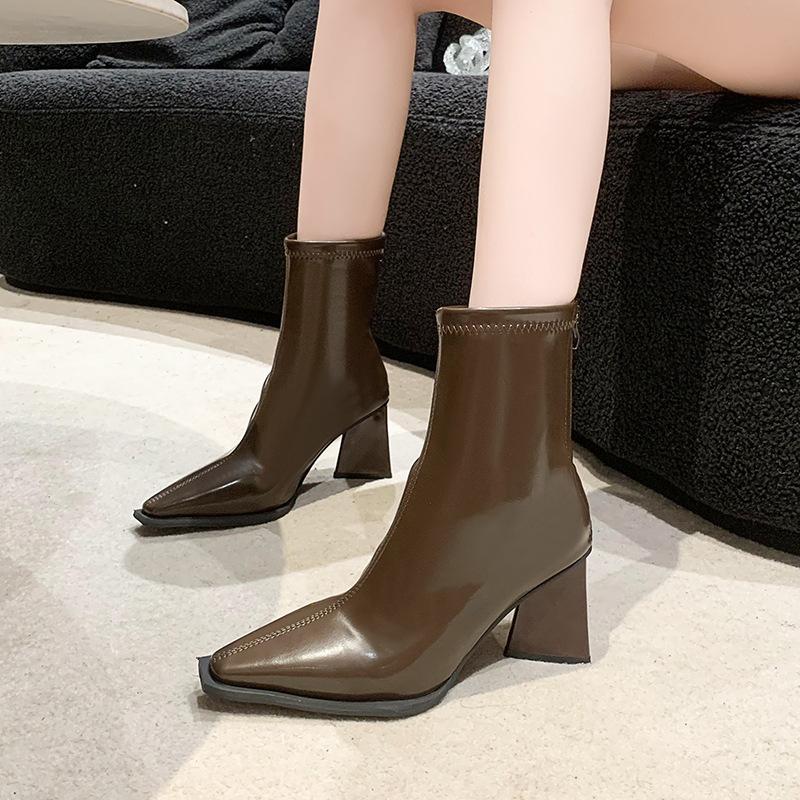 Short boots women's high heels 2024 autumn and winter new velvet thick heel French small ankle boots rear zipper elastic pointed thin boots