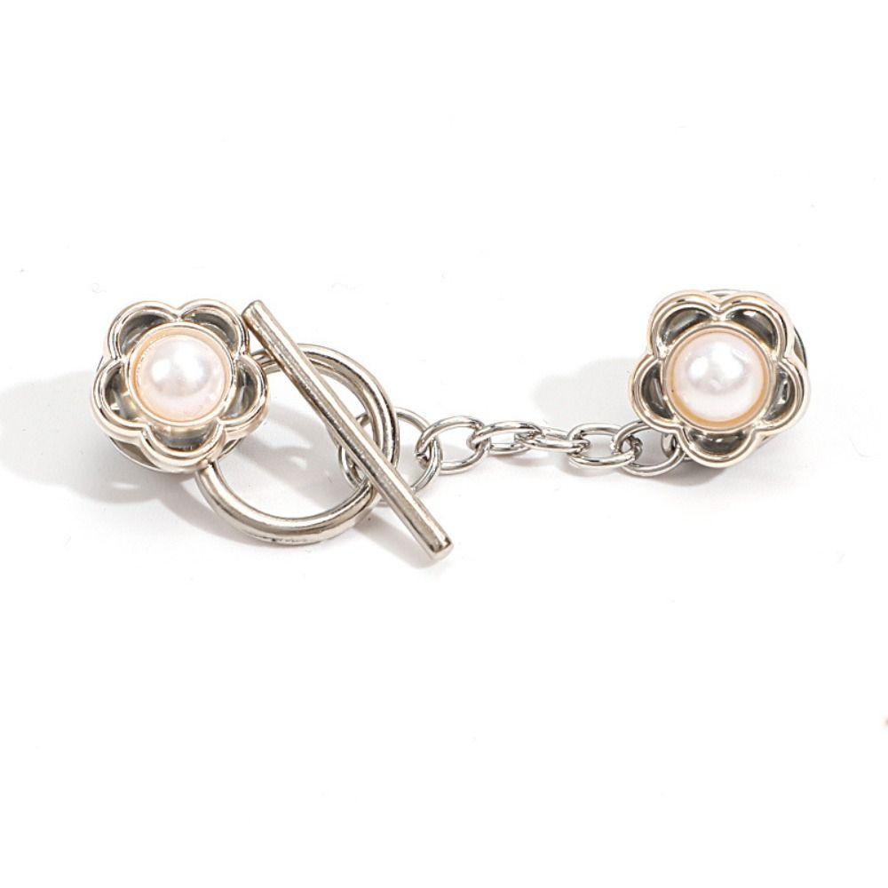 Булавки с зажимом на пуговицах Антисветовая брошь Антисветовой артефакт Декольте Фиксированная булавка для одежды