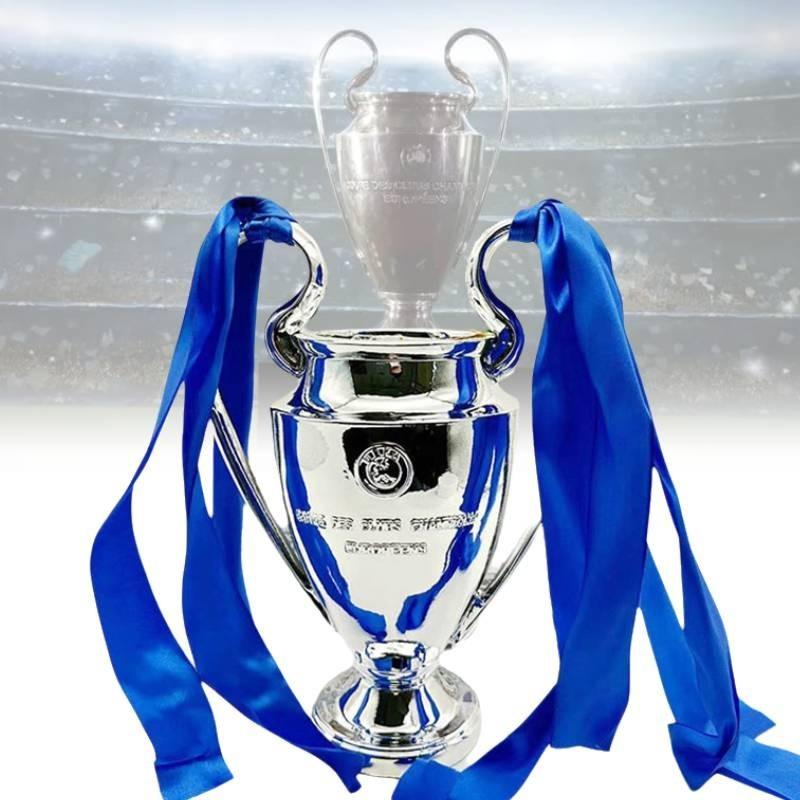 Элегантная модель футбольного трофея из смолы в европейском стиле, серебряная награда за футбол