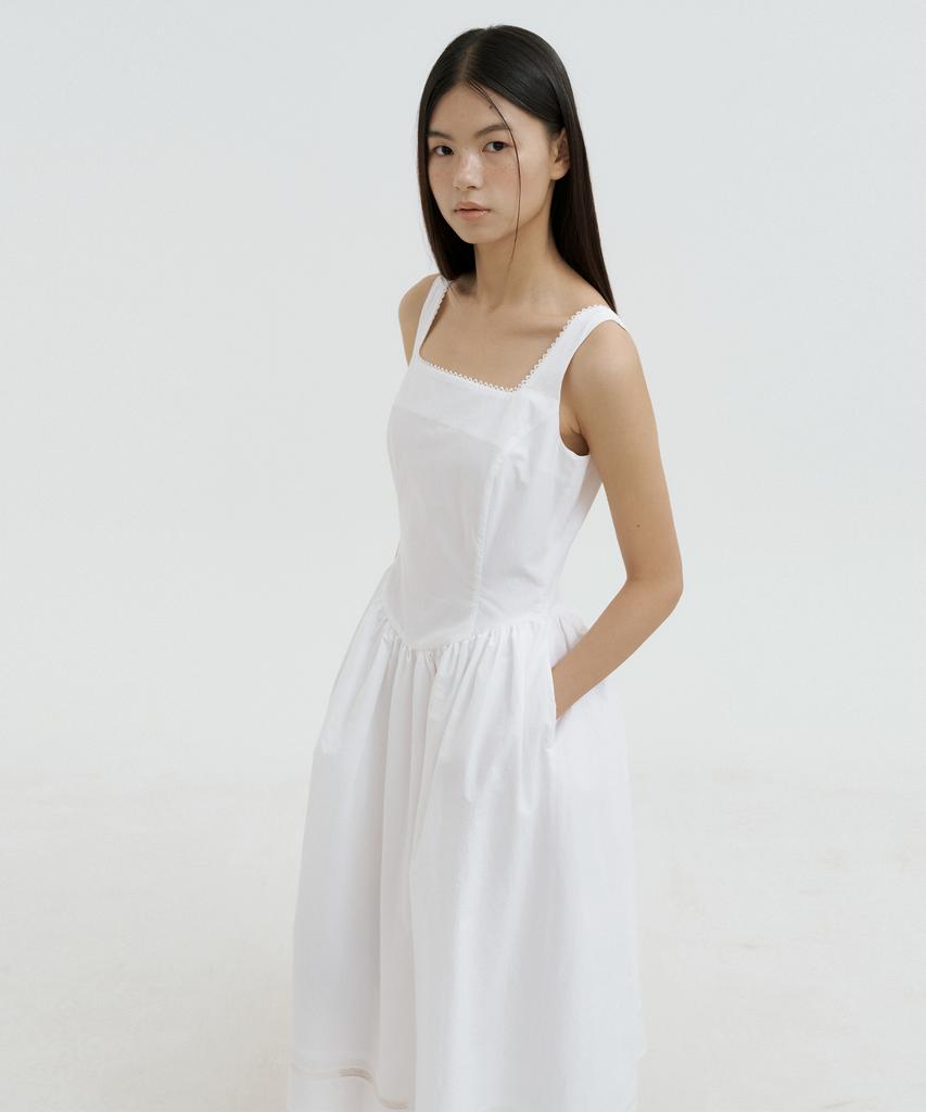 Lucirju Lace Square Neck Princess Dress + Corsage Set (Ivory)