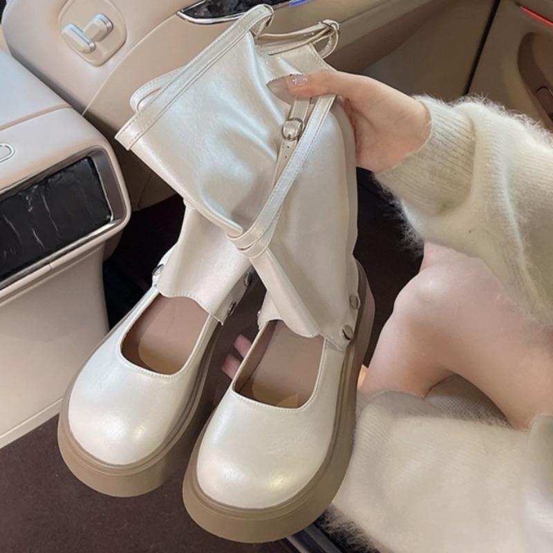 Модные туфли-одинарки на платформе, два способа носки, осенняя новинка, круглый носок, мелкая посадка, металлический ремешок, нескользящая износостойкая обувь на каблуке-рюмочке