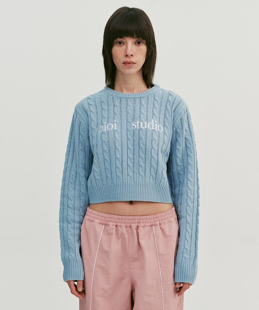 OIOI COLLECTION Layered Logo Crop Cable Knit_Sky Blue