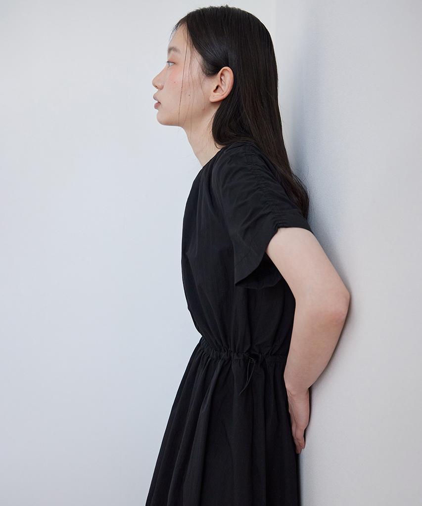 Step Around Half Sleeve String One-Piece_Black