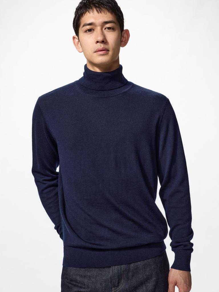 Uniqlo Свитер с высоким воротом из мериносовой шерсти