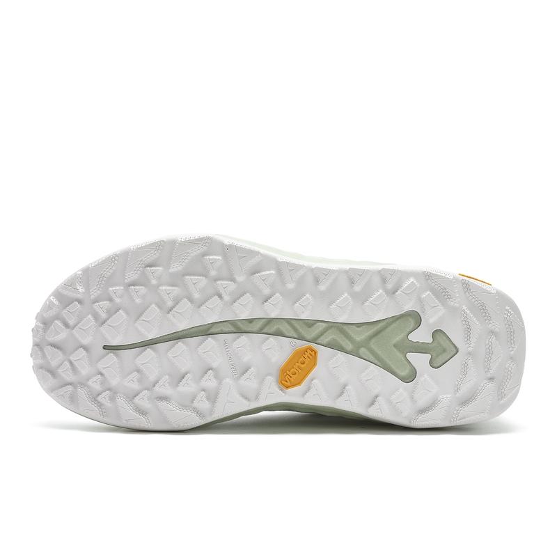 Fila Explorer Женские Минималистичные Дышащие Легкие Слипоны Низкие Функциональные Ботинки для Активного Отдыха Женская обувь Ярко-Белый A12W431206FBW