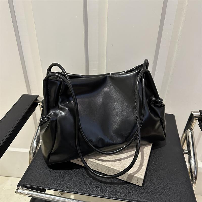 Niche Design Simple Underarm Commuting Big Bag for Women New Temperament Women Shoulder Bag Soft Tote Bag