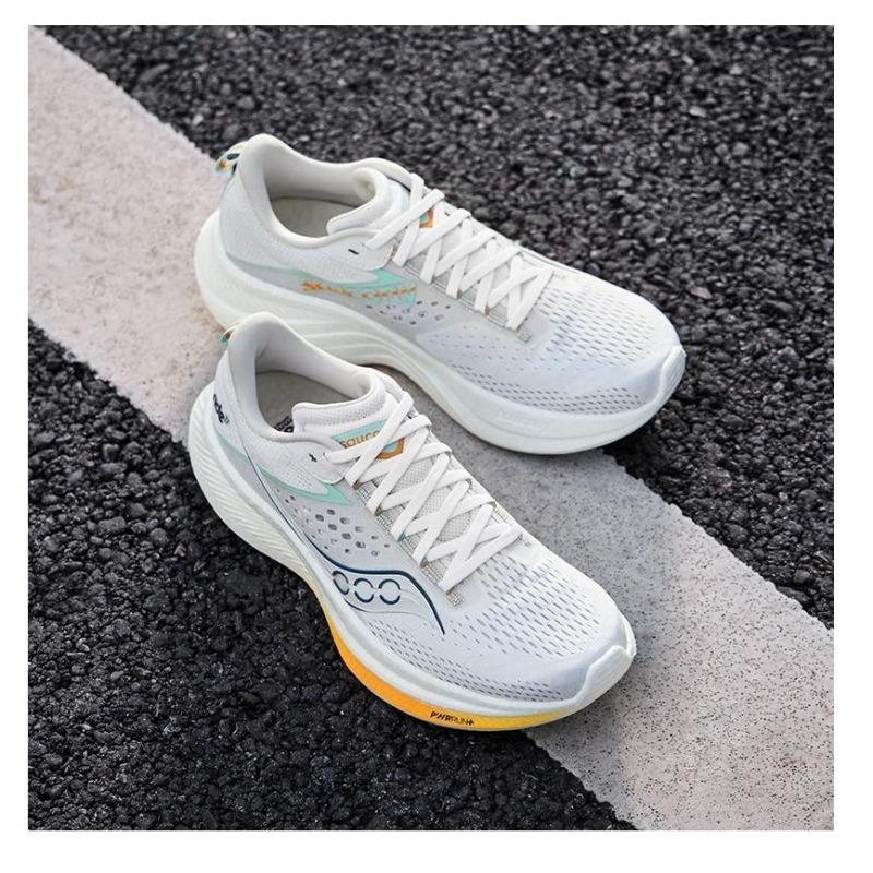 Saucony Ride 17 women low-top jogging training running shoes white cushioning S10924-250
