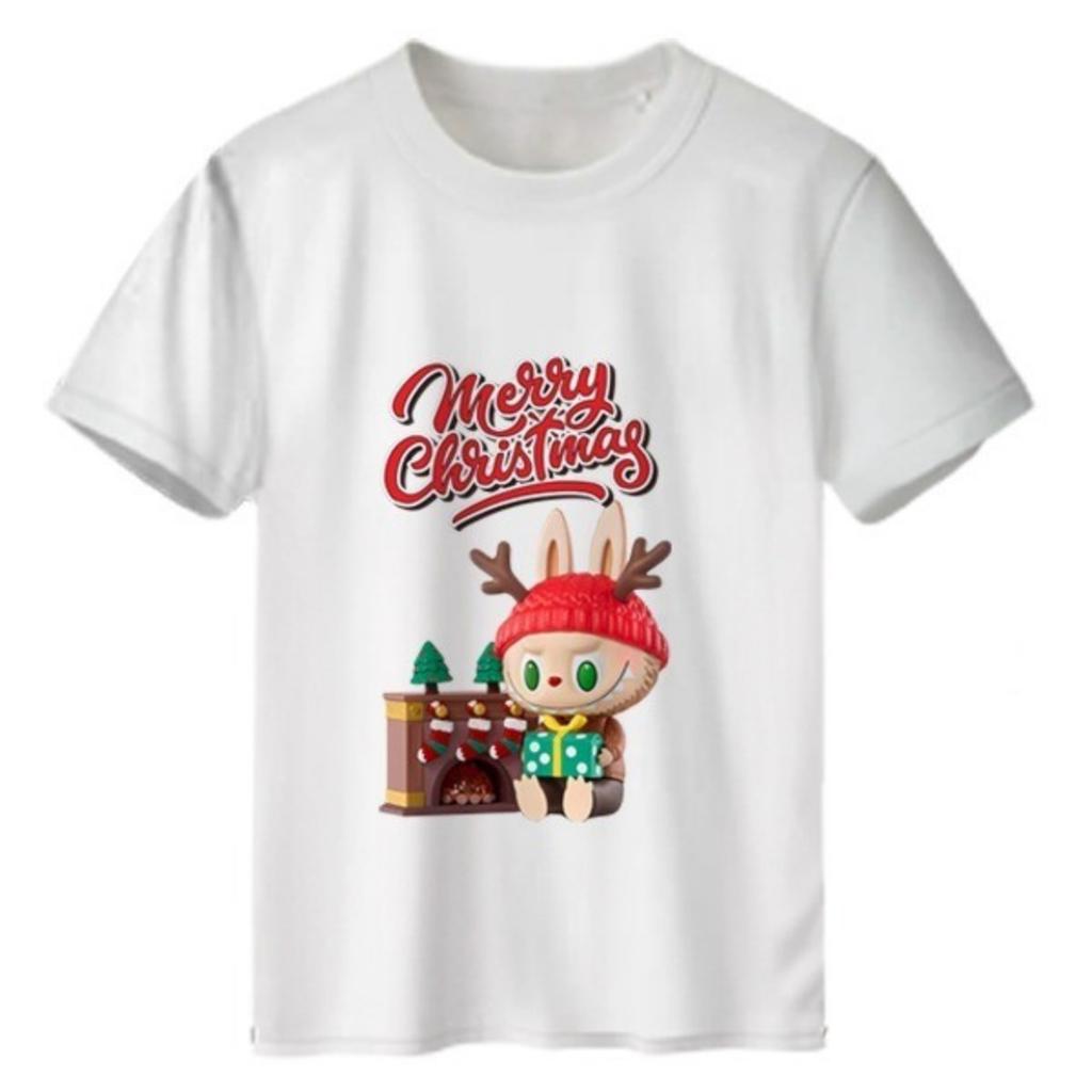 Стильная и удобная унисекс футболка с круглым вырезом и коротким рукавом Labubu на канун Рождества