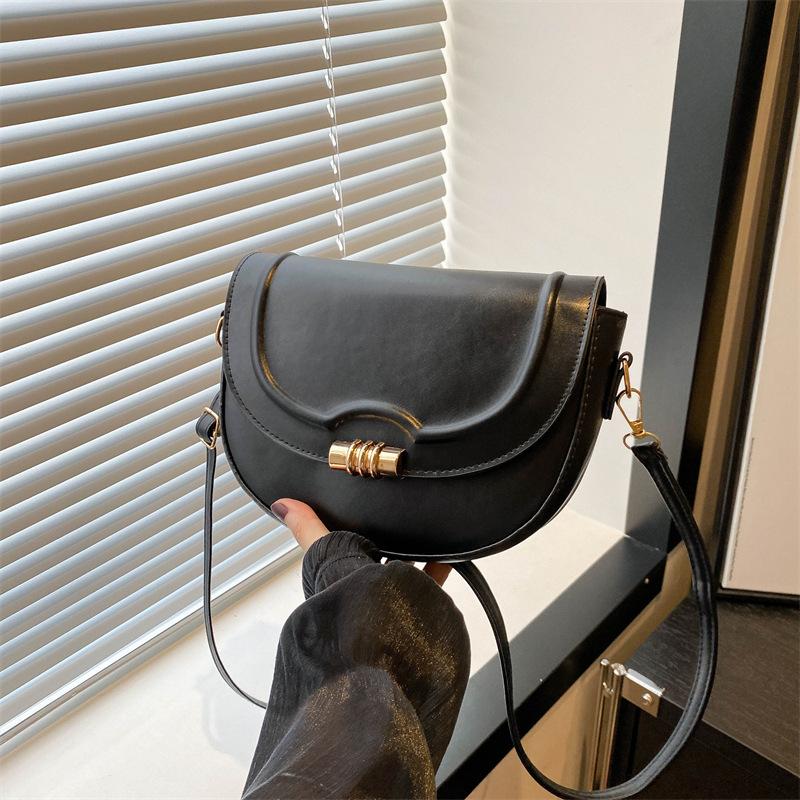 Новая высококачественная текстура, нишевая весенне-летняя модная универсальная сумка через плечо, модная сумка-седло